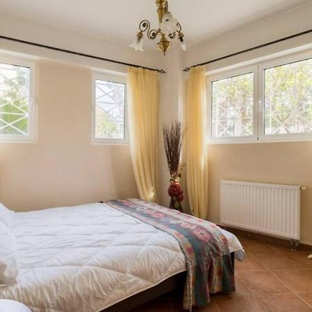 Athenian Luxury Villa In Glyfada Екстер'єр фото